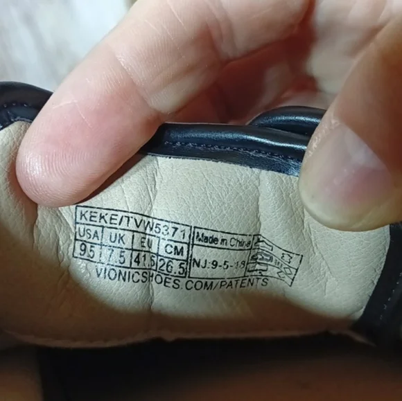 Vionic Keke sneaker black leather ribbon laces size 9.5 - Picture 6 of 9